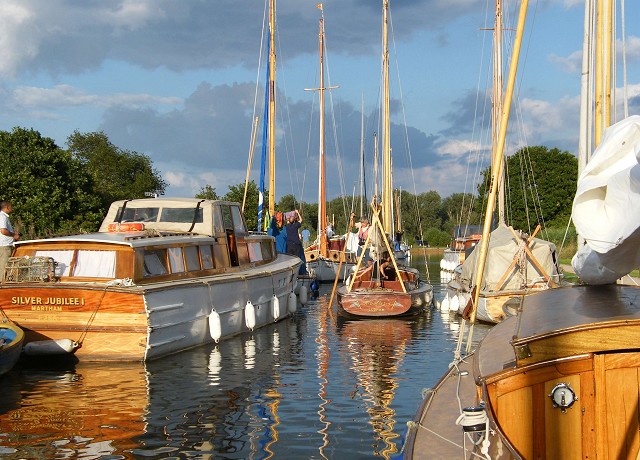 Norfolk Broads Boating