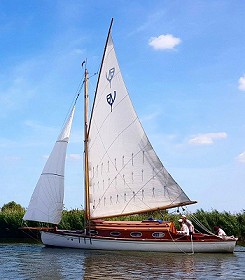 Gaff rigged Broads yacht